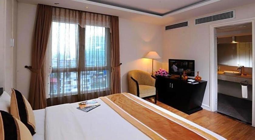 Khách sạn Cosiana Hà Nội 3*